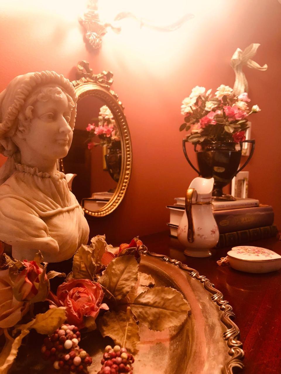 Princess Anne Book Lovers Inn Eksteriør bilde